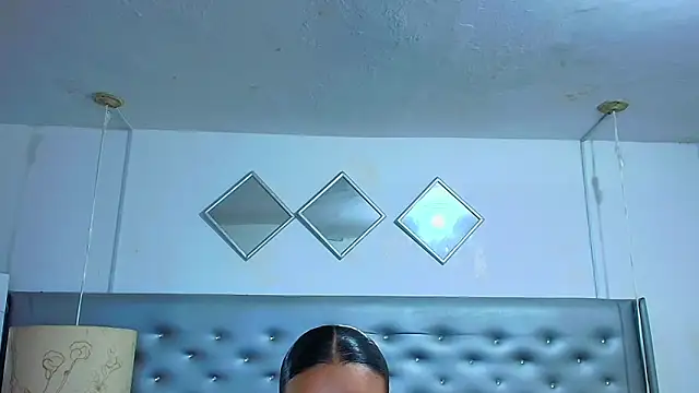 EileenBenzon online show from 03-26-26, 03:39