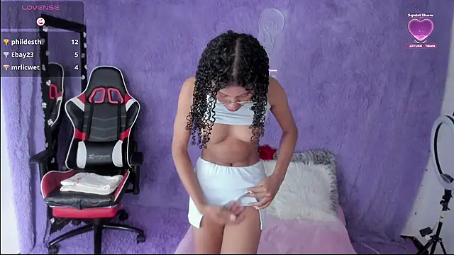 allis0n ik online show from 02-04-25, 05:21