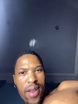 Snapshot of BlueIceCube chatting on 01-29-25, 04:58 BlueIceCube online show from 01-29-25, 04:58