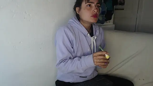 skinny sweet2411 online show from 10-02-25, 10:55