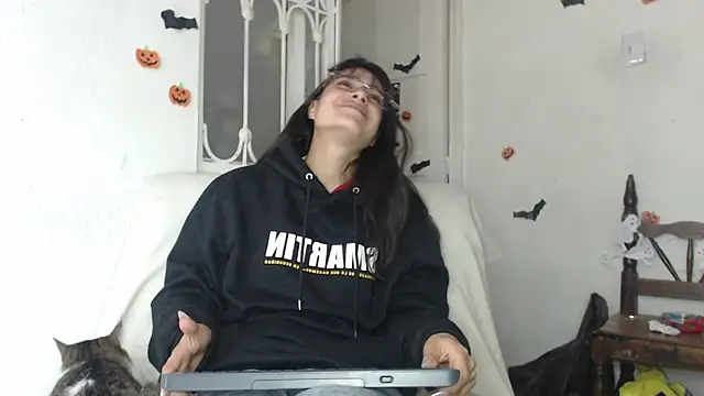 skinny sweet2411 online show from 11-05-25, 11:49