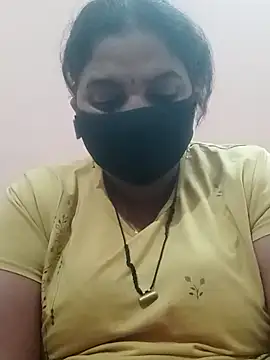 Snapshot of seemi_bhabhi chatting on 03-15-25, 08:32 seemi bhabhi online show from 03-15-25, 08:32