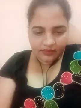Snapshot of seemi_bhabhi chatting on 03-20-25, 02:40 seemi bhabhi online show from 03-20-25, 02:40