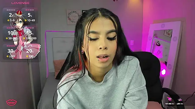 Snapshot of EMALINDA__HILSS chatting on 02-21-25, 11:55 EMALINDA HILSS online show from 02-21-25, 11:55