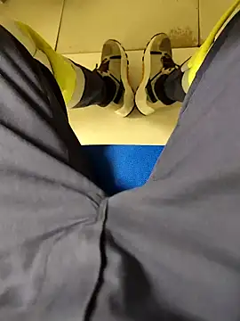 Snapshot of coppiapazza chatting on 12-05-24, 09:17 coppiapazza online show from 12-05-24, 09:17