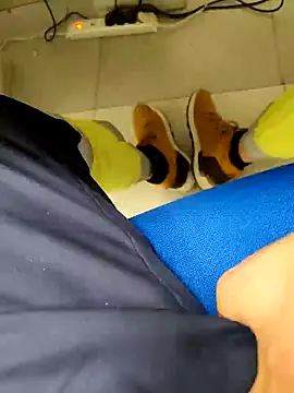 Snapshot of coppiapazza chatting on 01-29-25, 10:11 coppiapazza online show from 01-29-25, 10:11