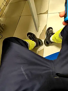 Snapshot of coppiapazza chatting on 02-17-25, 09:08 coppiapazza online show from 02-17-25, 09:08