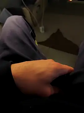 Snapshot of coppiapazza chatting on 03-07-25, 12:37 coppiapazza online show from 03-07-25, 12:37