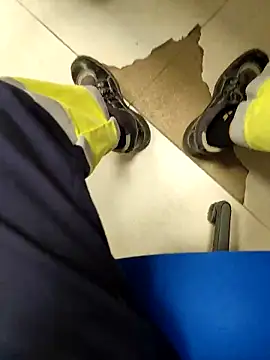 Snapshot of coppiapazza chatting on 03-12-25, 03:29 coppiapazza online show from 03-12-25, 03:29