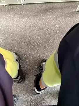 Snapshot of coppiapazza chatting on 09-28-25, 02:22 coppiapazza online show from 09-28-25, 02:22