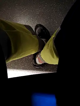 Snapshot of coppiapazza chatting on 10-08-25, 08:28 coppiapazza online show from 10-08-25, 08:28