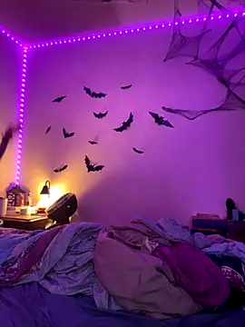 Nina-Chick777 online show from 10-31-25, 12:33