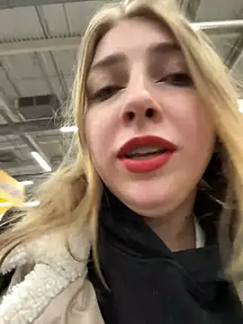 Snapshot of Sunny___Bunny chatting on 01-22-25, 08:06 Sunny Bunny online show from 01-22-25, 08:06