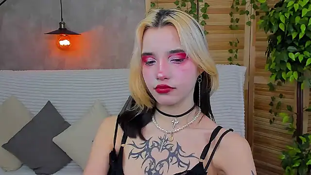 Snapshot of as1an_girlfriend chatting on 01-31-25, 04:14 as1an girlfriend online show from 01-31-25, 04:14