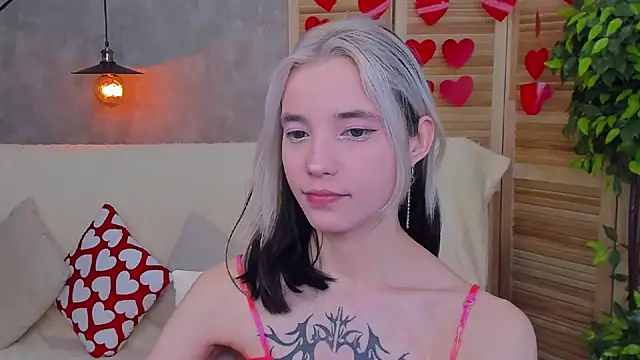 Snapshot of as1an_girlfriend chatting on 02-16-25, 07:15 as1an girlfriend online show from 02-16-25, 07:15