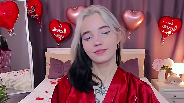 Snapshot of as1an_girlfriend chatting on 02-17-25, 06:53 as1an girlfriend online show from 02-17-25, 06:53