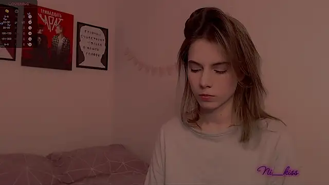 Snapshot of _ni_kiss chatting on 02-21-25, 04:05 ni kiss online show from 02-21-25, 04:05