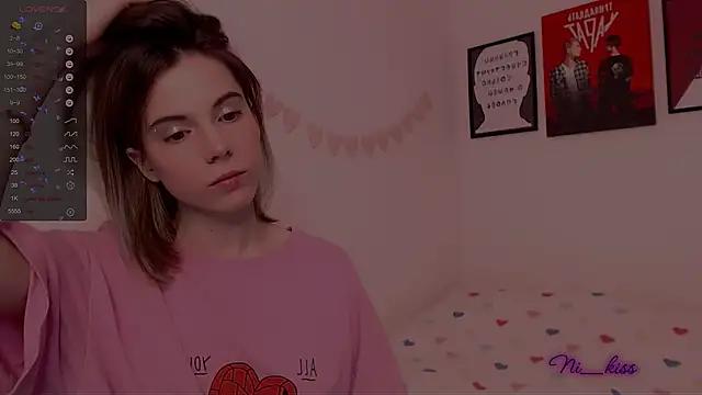 Snapshot of _ni_kiss chatting on 03-08-25, 09:06 ni kiss online show from 03-08-25, 09:06