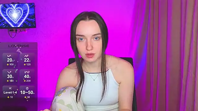 Wild Sophie  online show from 02-07-25, 08:53