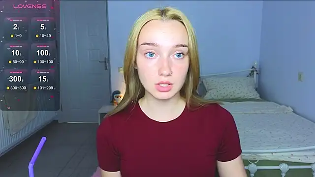 Wild Sophie  online show from 10-10-25, 06:18