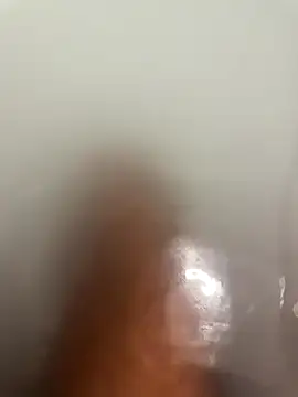 Snapshot of SensualG300 chatting on 10-31-25, 04:08 SensualG300 online show from 10-31-25, 04:08