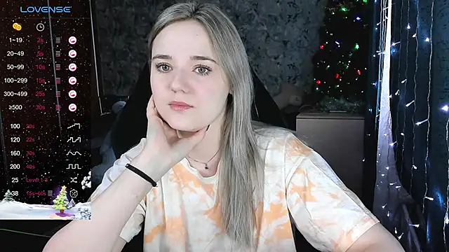 Your small bunny online show from 12-24-24, 04:44