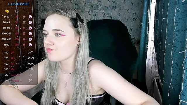 Your small bunny online show from 02-01-25, 09:11