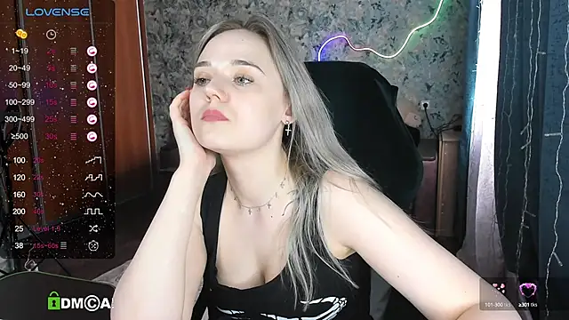 Your small bunny online show from 02-28-25, 06:43