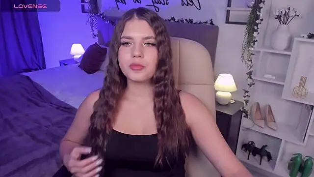 BellaSweetHeart online show from 10-02-25, 07:10