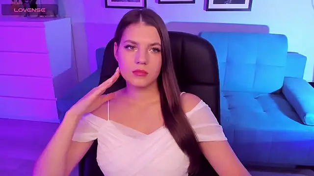 BellaSweetHeart online show from 10-21-25, 06:08