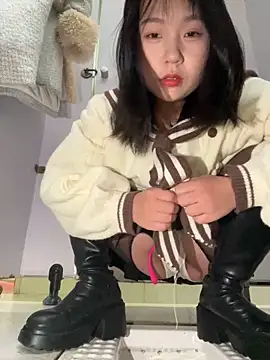 Xixi-Gala online show from 12-25-24, 05:05