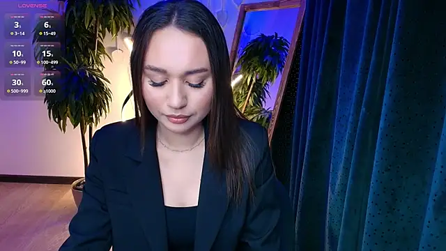 margeriTirell online show from 04-17-26, 03:09