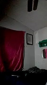 Snapshot of ivylee31 chatting on 12-27-24, 01:53 ivylee31 online show from 12-27-24, 01:53