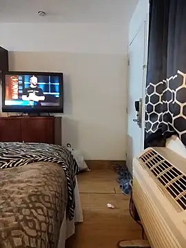 Snapshot of ivylee31 chatting on 01-10-25, 02:25 ivylee31 online show from 01-10-25, 02:25