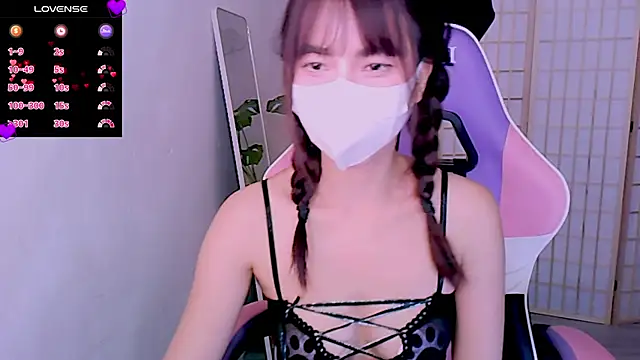 Snapshot of desiregirl69 chatting on 03-03-25, 03:09 desiregirl69 online show from 03-03-25, 03:09