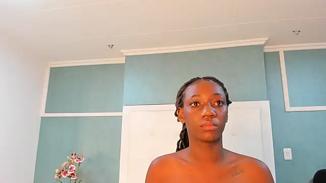 Khenta Michells online show from 09-18-25, 10:50