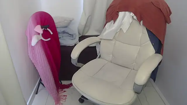 Snapshot of Abby_Halliwey chatting on 12-09-24, 04:26 Abby Halliwey online show from 12-09-24, 04:26