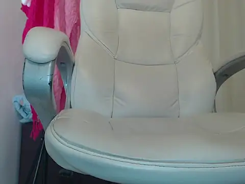 Snapshot of Abby_Halliwey chatting on 03-03-25, 05:29 Abby Halliwey online show from 03-03-25, 05:29