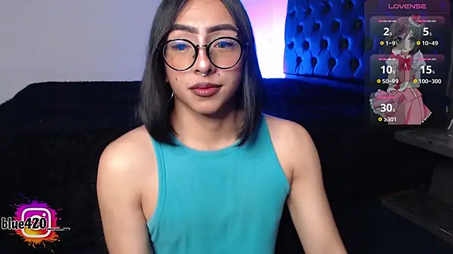 Snapshot of Skyler__blue4 chatting on 09-21-25, 05:25 Skyler  blue4 online show from 09-21-25, 05:25