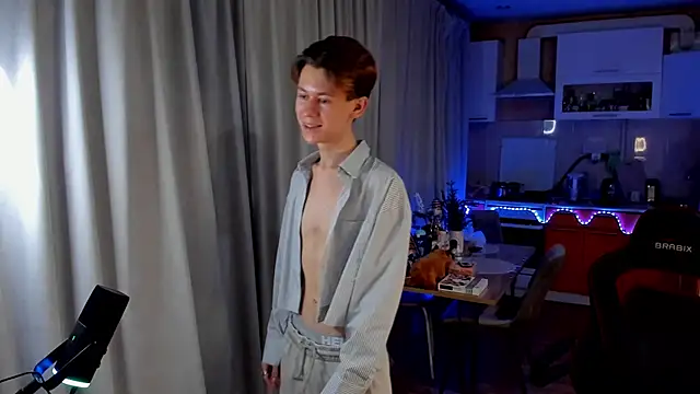 AndrewwCarter2 online show from 02-08-25, 06:12