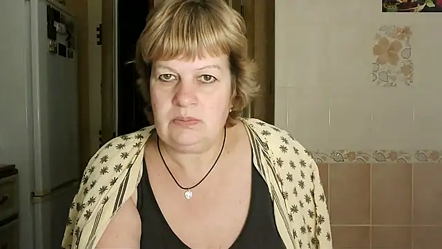 Ettie Tonia online show from 02-09-25, 04:40