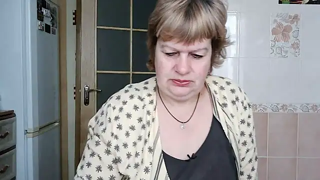 Ettie Tonia online show from 02-15-25, 06:23