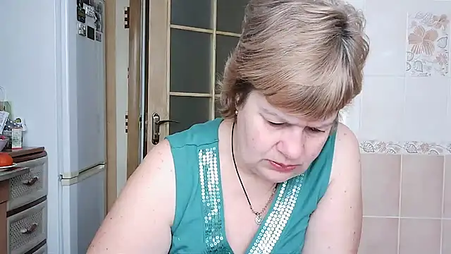 Ettie Tonia online show from 02-16-25, 08:32