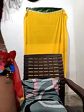 Snapshot of Cute-Ridhima chatting on 09-22-25, 04:03 Cute-Ridhima online show from 09-22-25, 04:03