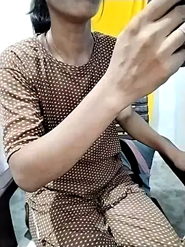 Snapshot of Cute-Ridhima chatting on 09-24-25, 02:15 Cute-Ridhima online show from 09-24-25, 02:15