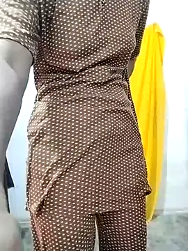 Snapshot of Cute-Ridhima chatting on 11-13-25, 03:16 Cute-Ridhima online show from 11-13-25, 03:16