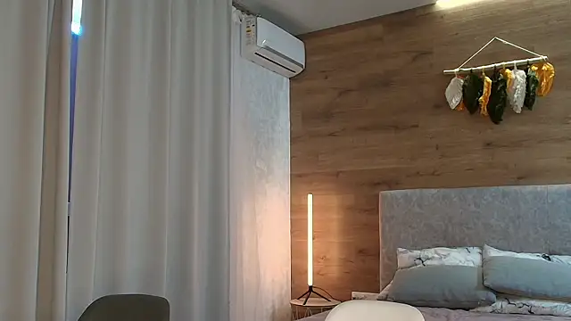 Snapshot of KeithTown chatting on 02-10-25, 07:58 KeithTown online show from 02-10-25, 07:58