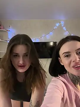 Snapshot of KeithTown chatting on 02-15-25, 04:34 KeithTown online show from 02-15-25, 04:34