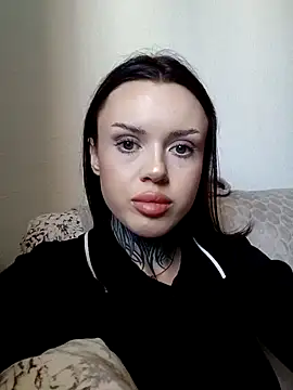 Snapshot of KeithTown chatting on 09-11-25, 08:58 KeithTown online show from 09-11-25, 08:58