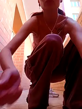 Snapshot of KeithTown chatting on 09-23-25, 12:19 KeithTown online show from 09-23-25, 12:19